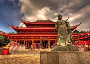 Di Sam Poo Kong Ada Apa Saja? Menelusuri Keunikan Klenteng Sam Poo Kong, Tempat Ibadah dan Wisata Sejarah di Semarang