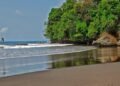 Pantai Batu Karas: Wisata Pantai Terbaik di Pangandaran